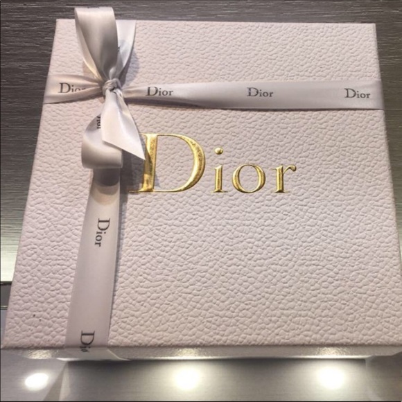 🗼💋 Christian Dior Mystery Box - Picture 1 of 1